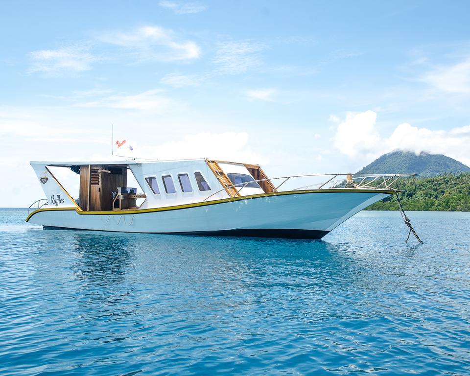 Bunaken Oasis Dive Resort And Spa Exterior photo